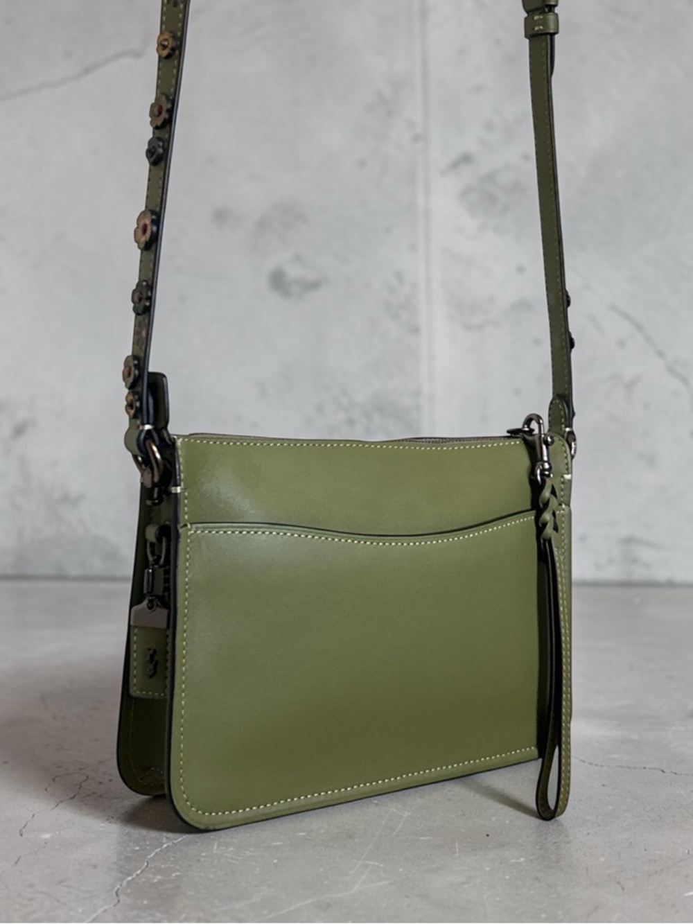 COACH 1941 Tea Rose Soho Glovetanned Leather Wristlet/Crossbody Bag